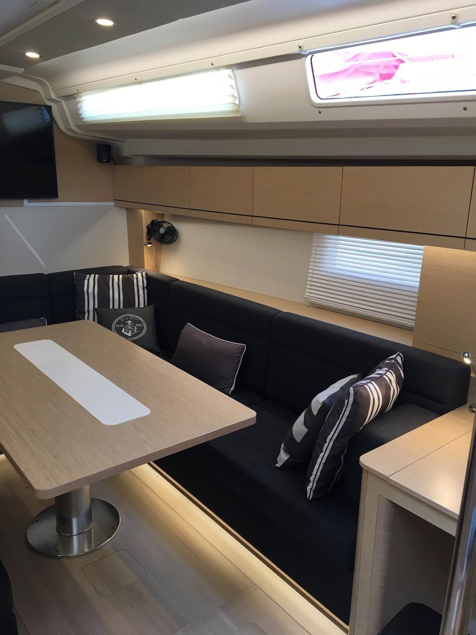 2019 Hanse 508 Cruiser for sale - YachtWorld