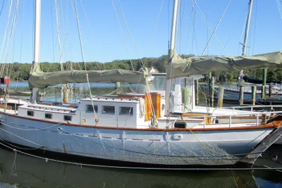 Classic Custom Full Keel Ketch