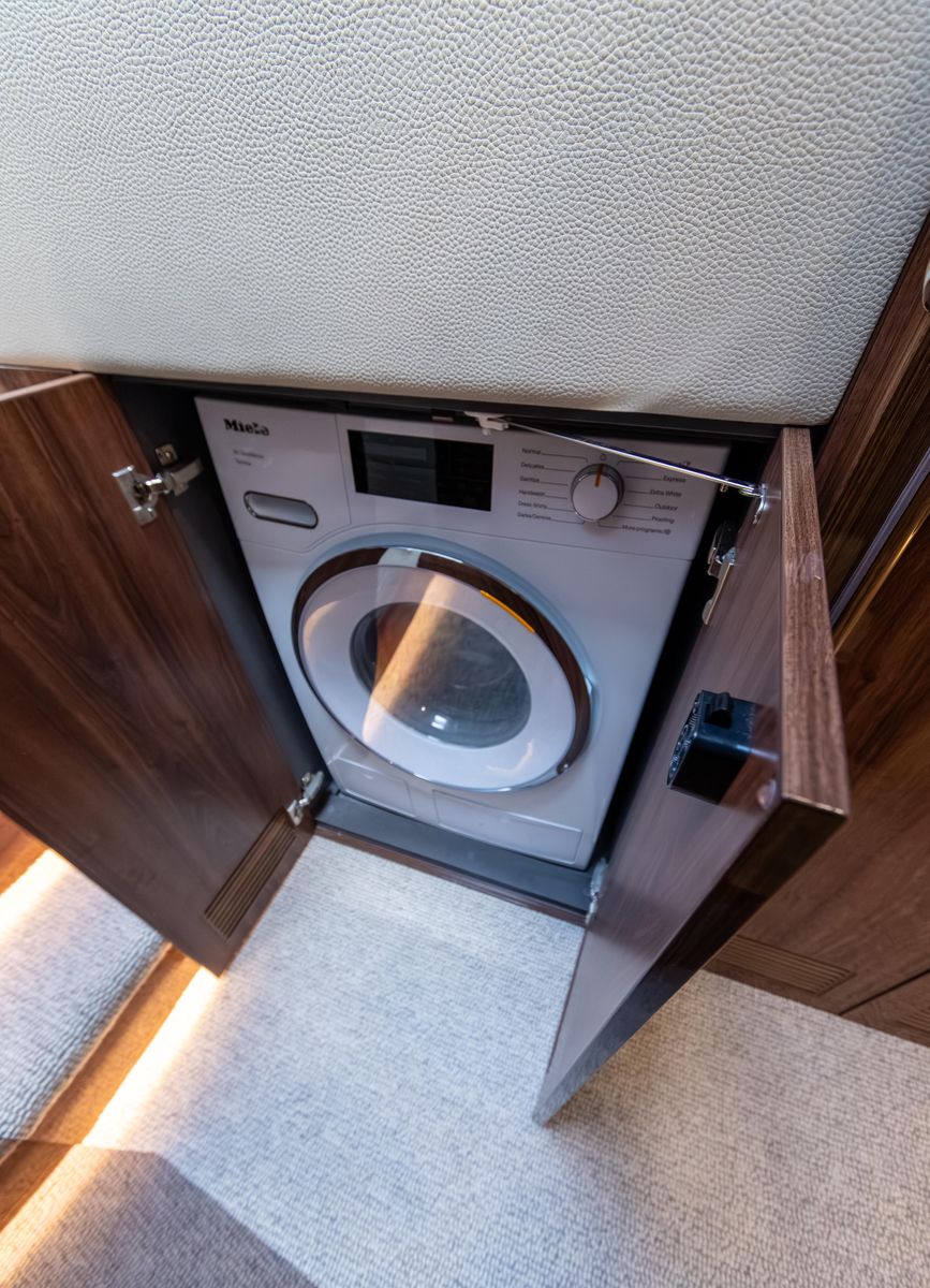 2024 Maritimo 55 