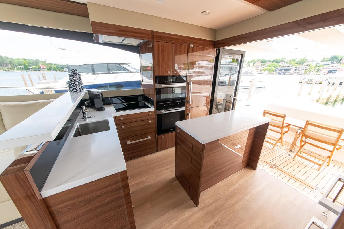 2024 Maritimo 55 