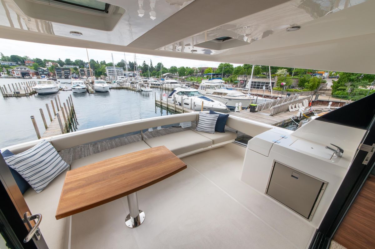 2024 Maritimo 55 