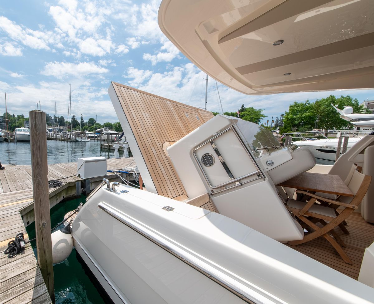 2024 Maritimo 55 