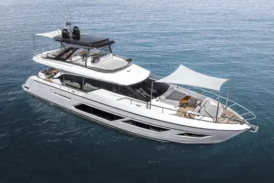 2022 Ferretti Yachts 720