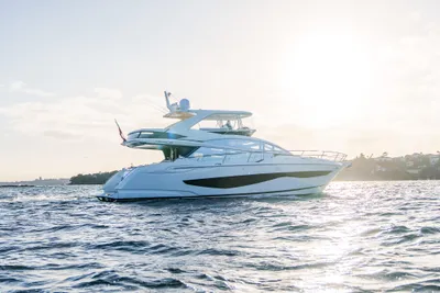 Pearl 62