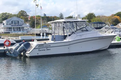 Grady-White 330 Express