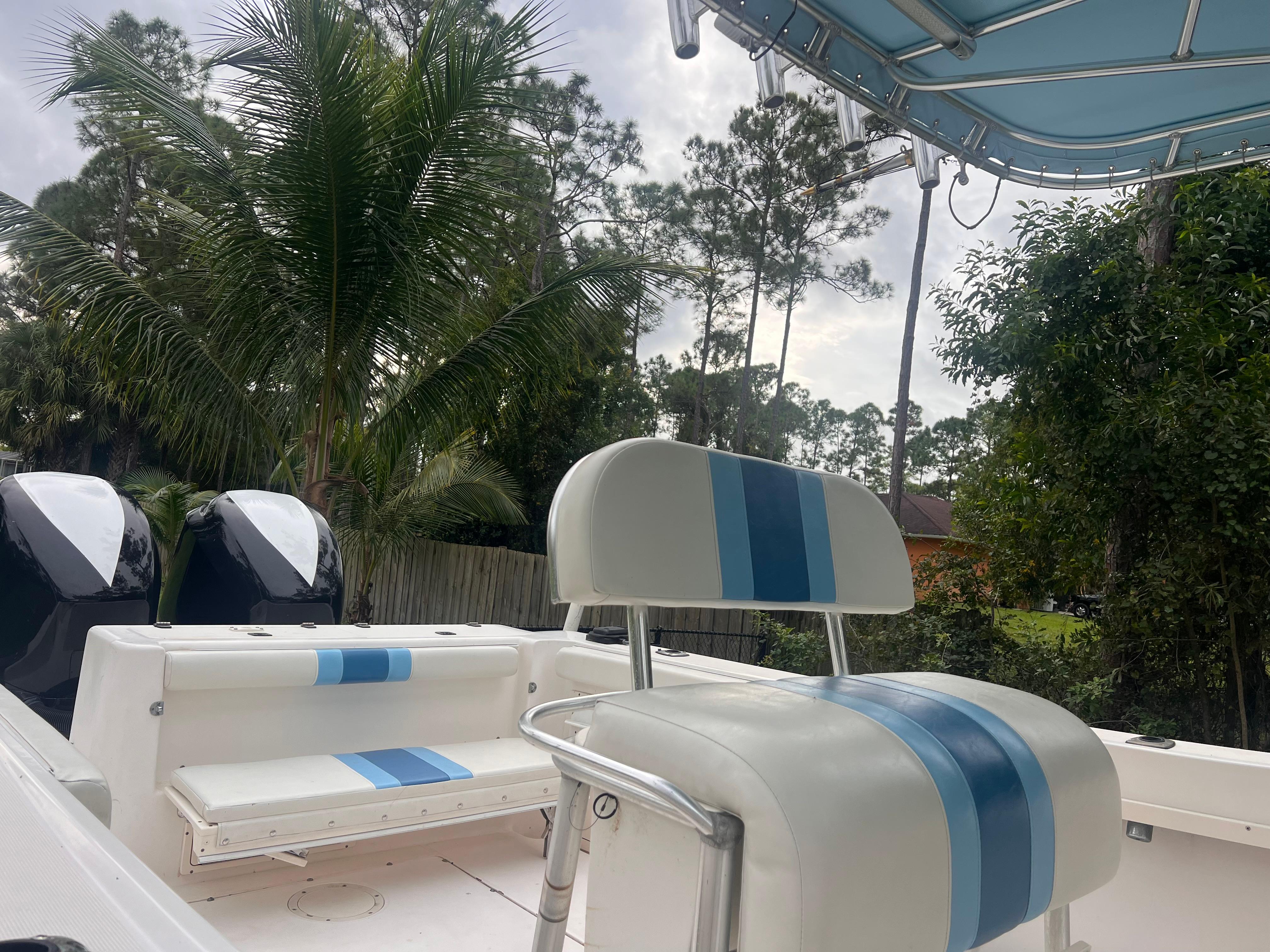 2002 Mako 282 Center Console Saltwater Fishing for sale