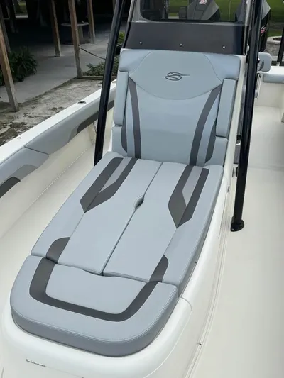  Yacht Photos Pics 2021 ShearWater 270 Carolina Flare boat with sleek gray seating design.
