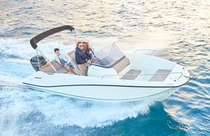2024 Quicksilver Activ 675 Open