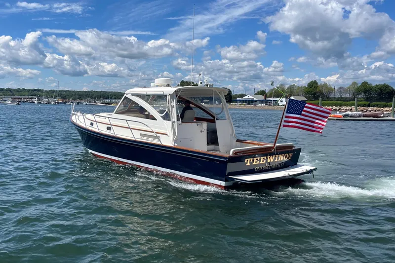 Teewinot Yacht Photos Pics 