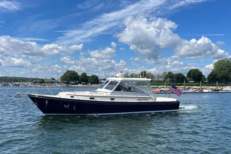 Teewinot Yacht Photos Pics 