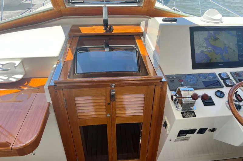 Teewinot Yacht Photos Pics 