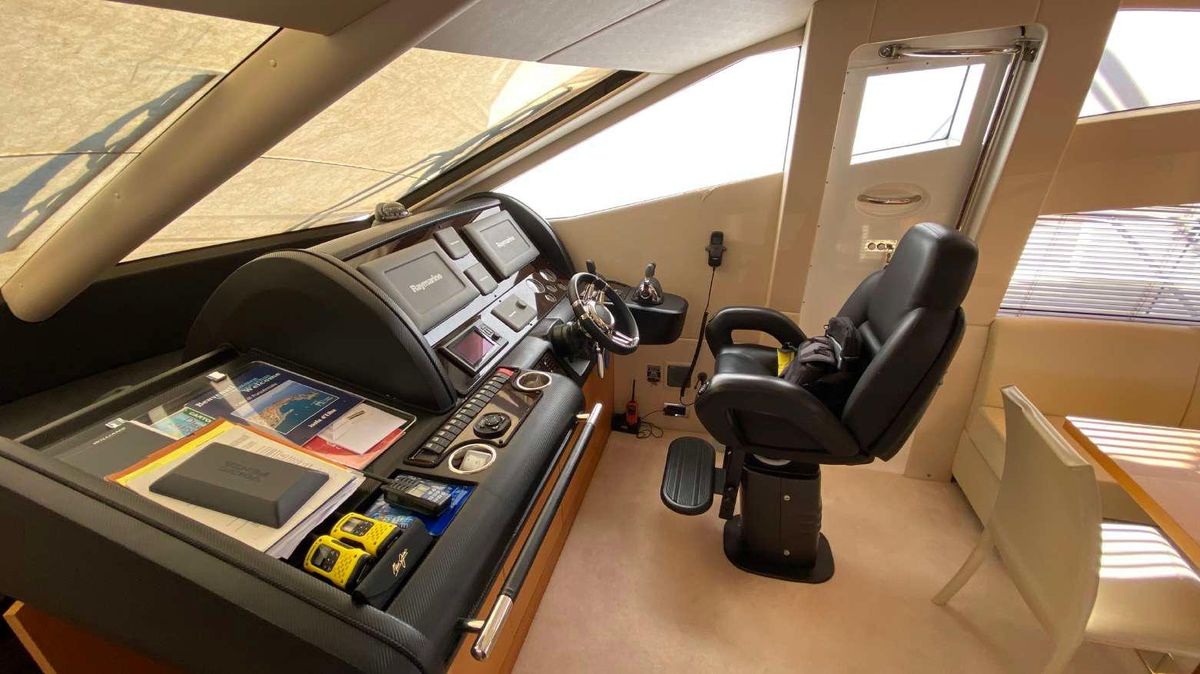 2011 Sunseeker 69 