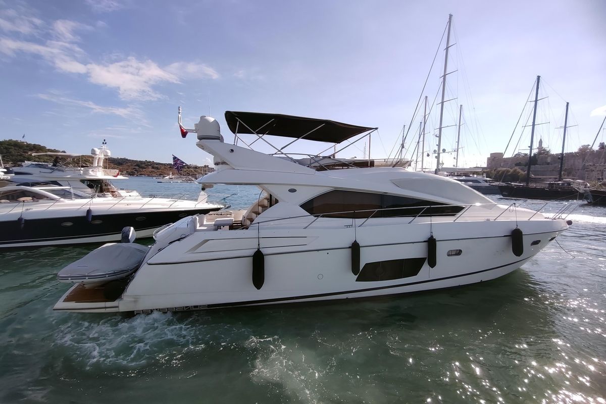 2011 Sunseeker 69 