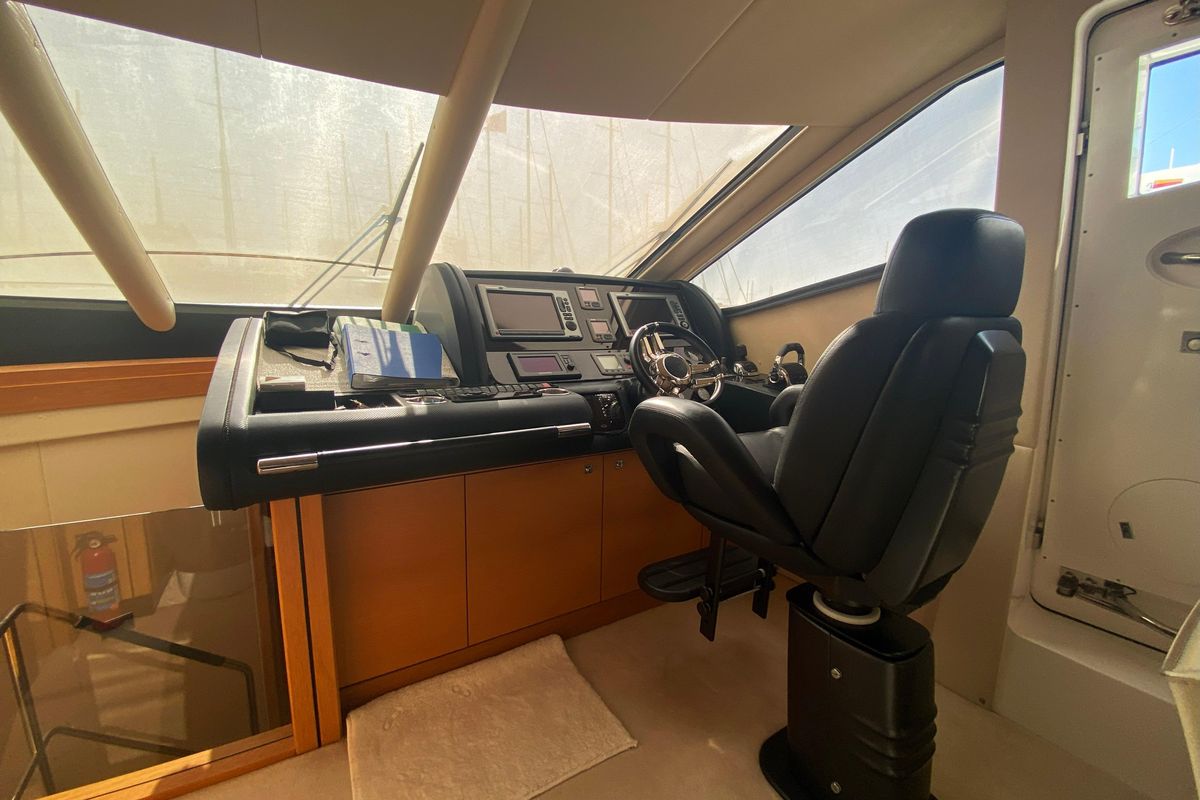2011 Sunseeker 69 