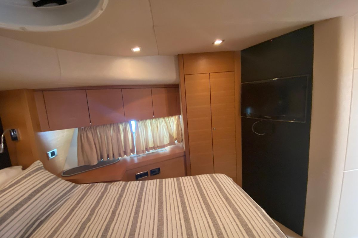 2011 Sunseeker 69 