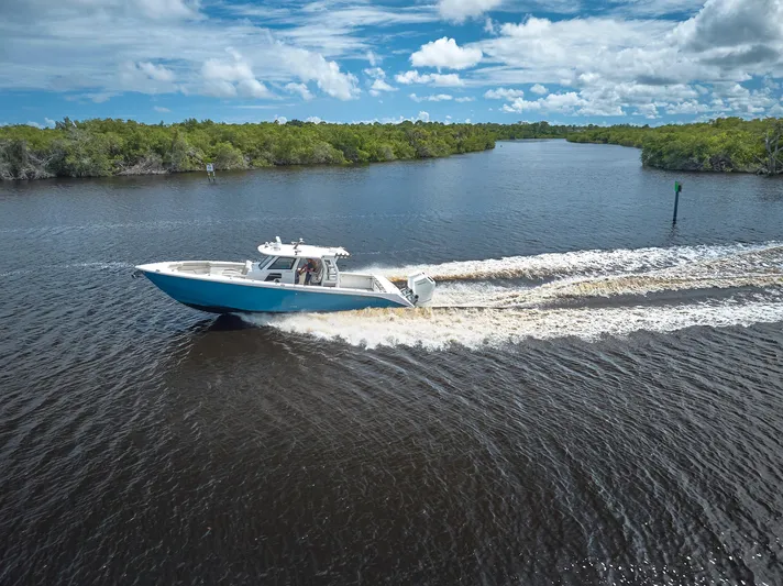 Solace41 Yacht Photos Pics 