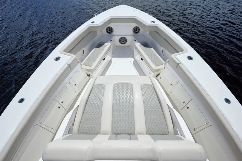 Solace41 Yacht Photos Pics 