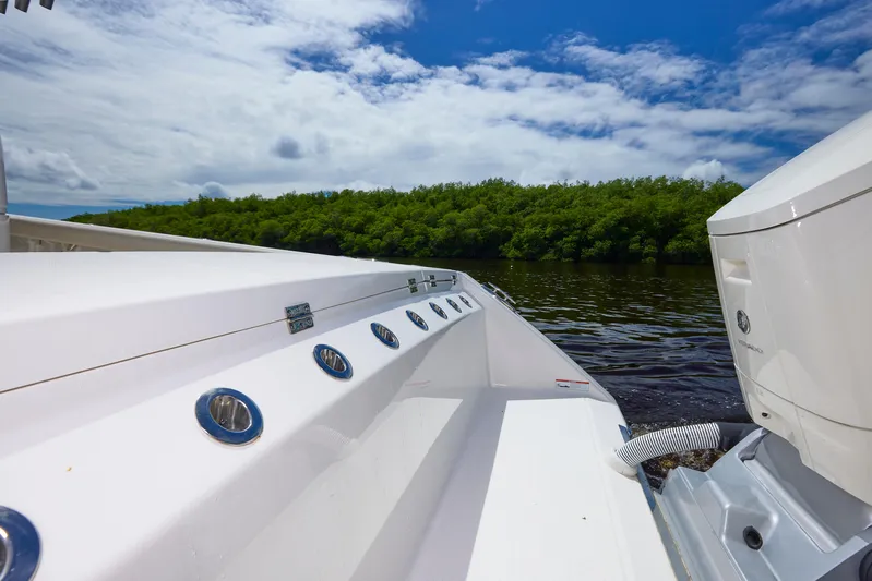 Solace41 Yacht Photos Pics 