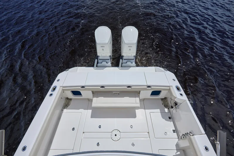 Solace41 Yacht Photos Pics 