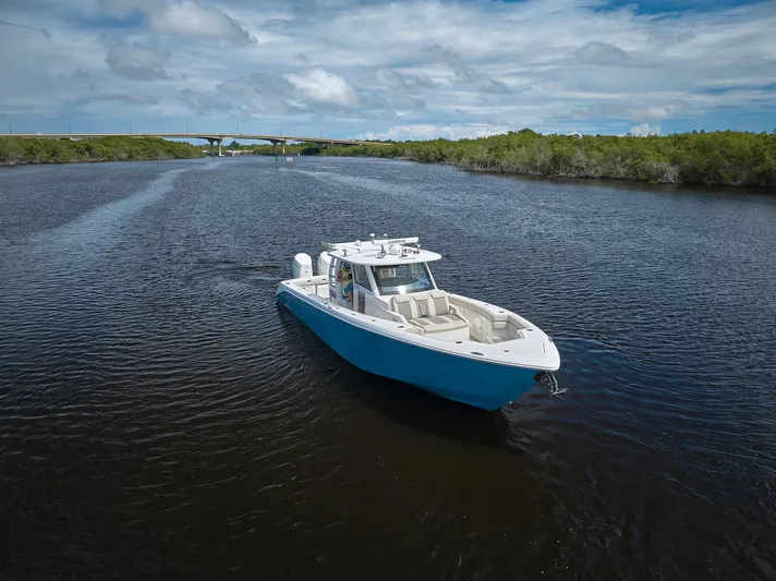 Solace41 Yacht Photos Pics 