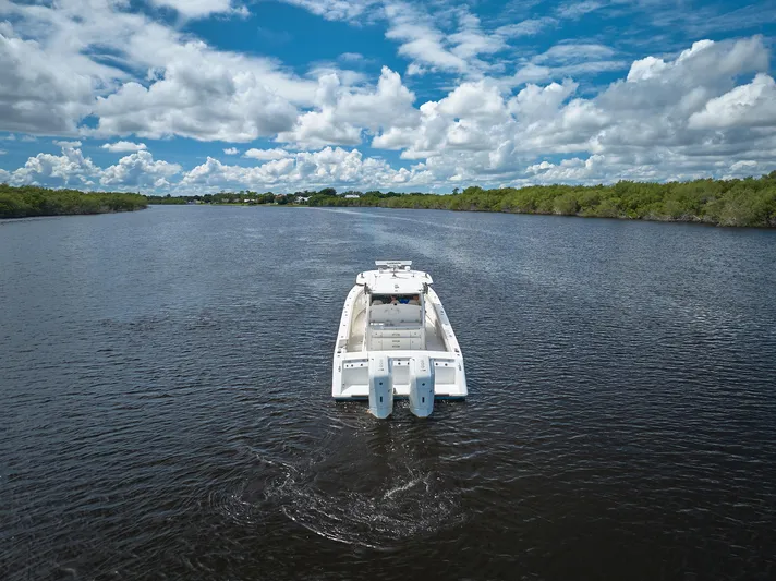 Solace41 Yacht Photos Pics 