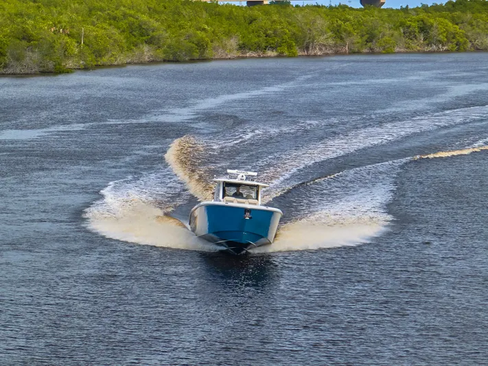 Solace41 Yacht Photos Pics 