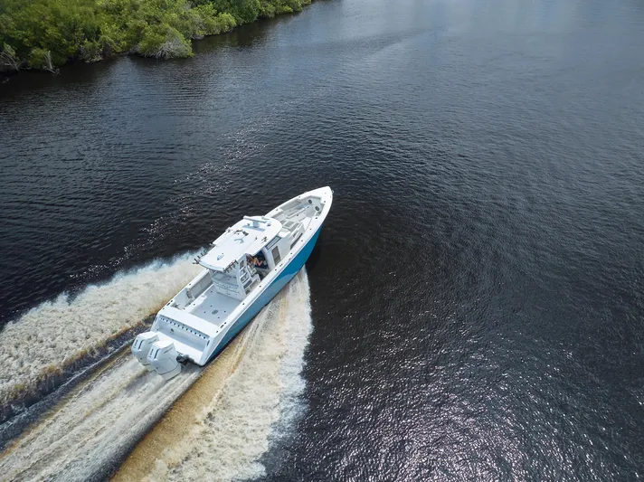 Solace41 Yacht Photos Pics 