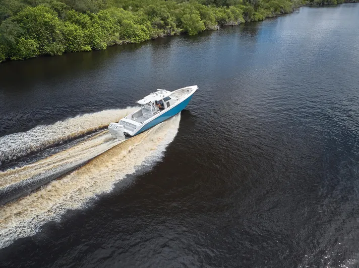 Solace41 Yacht Photos Pics 