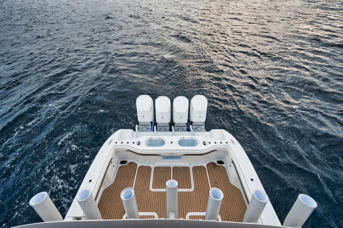 2022 Yellowfin 54 