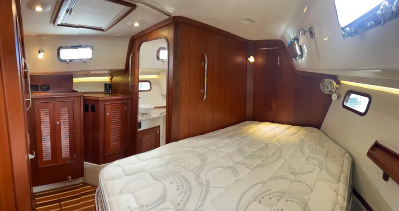 Redeemed Yacht Photos Pics Master Stateroom with Head Looking Port