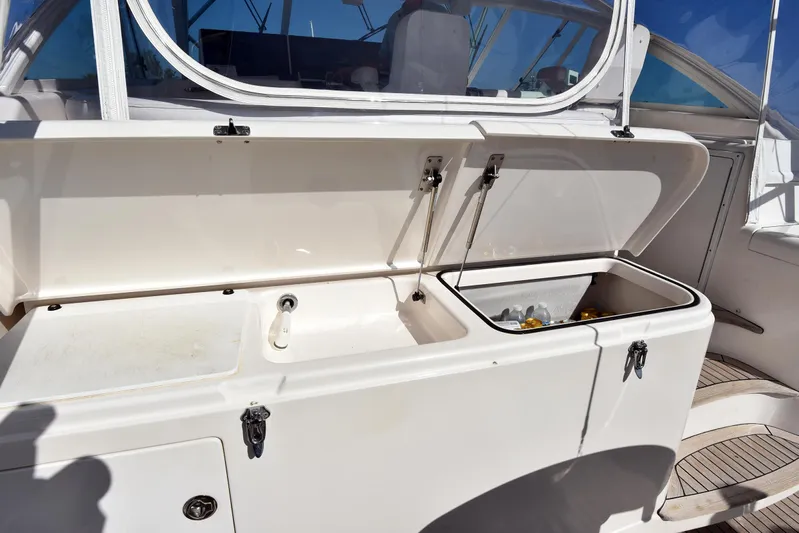 Hammertime Yacht Photos Pics 