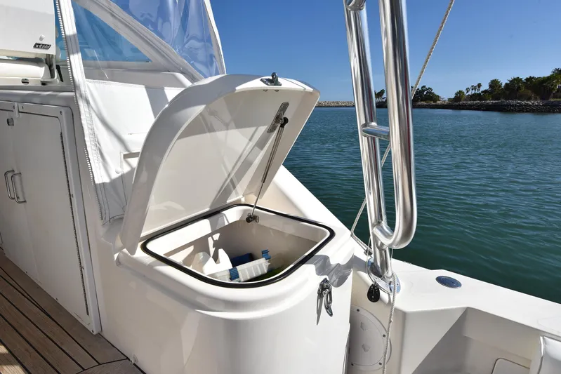 Hammertime Yacht Photos Pics 