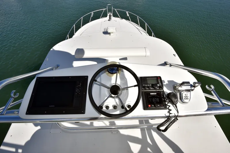 Hammertime Yacht Photos Pics 