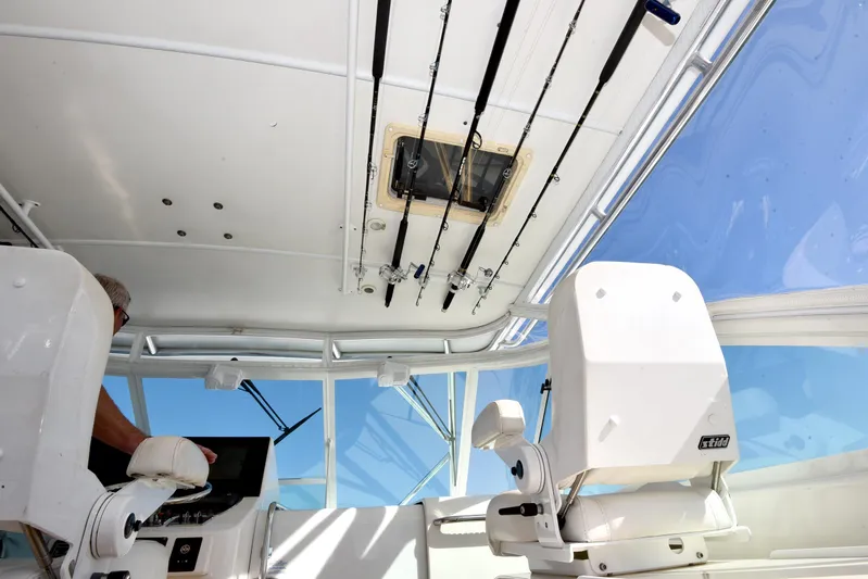 Hammertime Yacht Photos Pics 