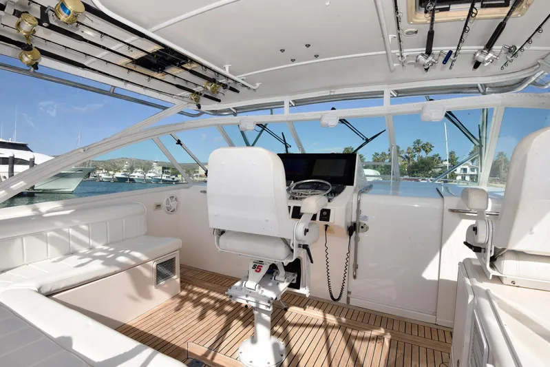 Hammertime Yacht Photos Pics 