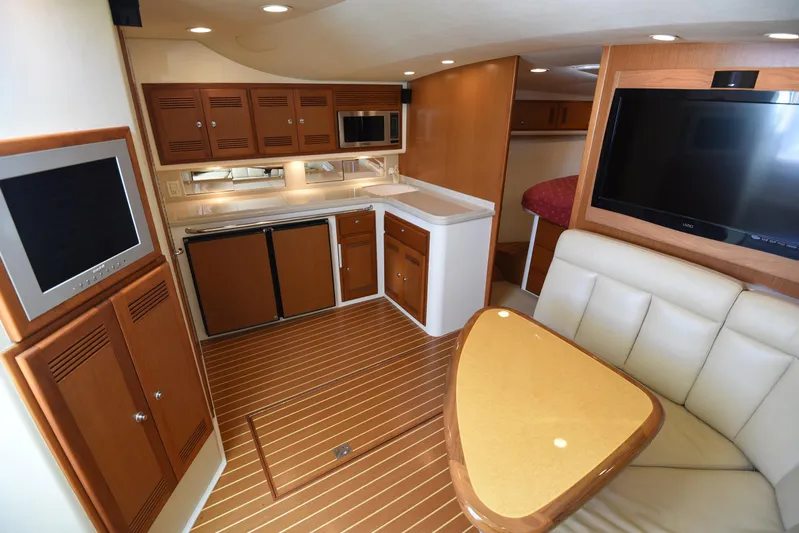 Hammertime Yacht Photos Pics 