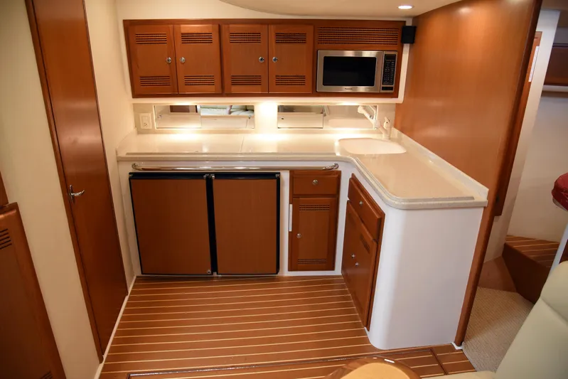 Hammertime Yacht Photos Pics 