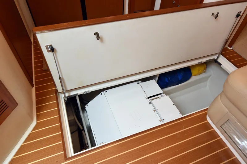 Hammertime Yacht Photos Pics 