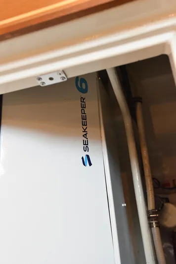 Hammertime Yacht Photos Pics 