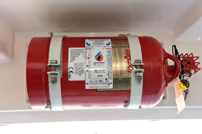 Hammertime Yacht Photos Pics 