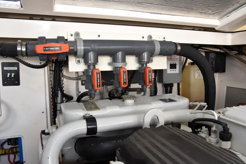 Hammertime Yacht Photos Pics 