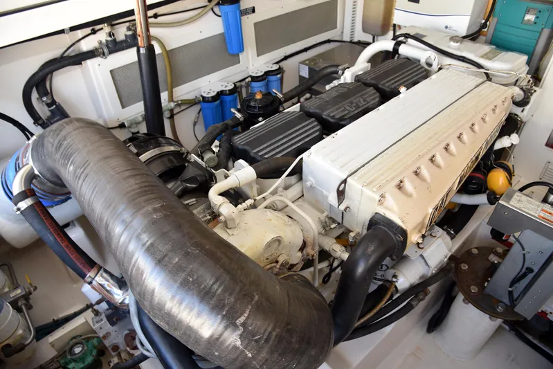 Hammertime Yacht Photos Pics 