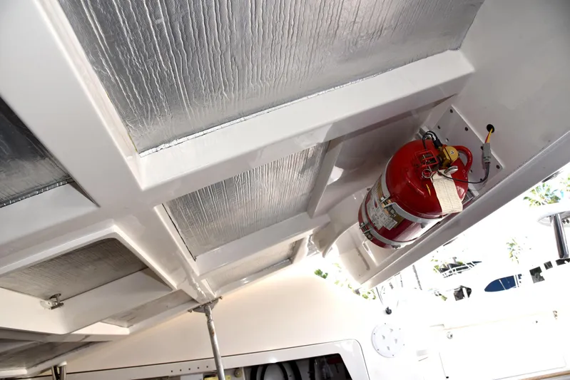 Hammertime Yacht Photos Pics 