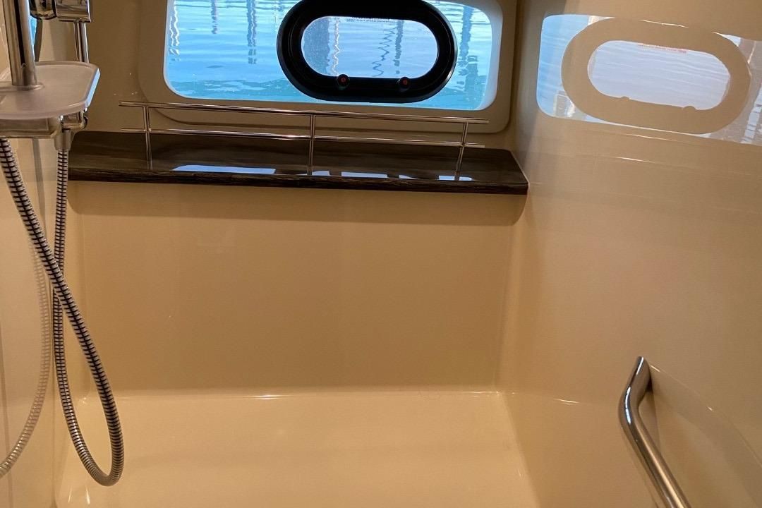 2015 Sea Ray 47 
