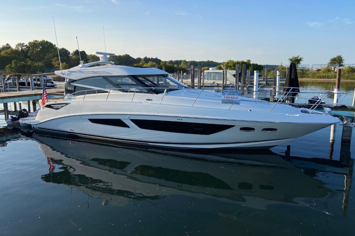2015 Sea Ray 47 