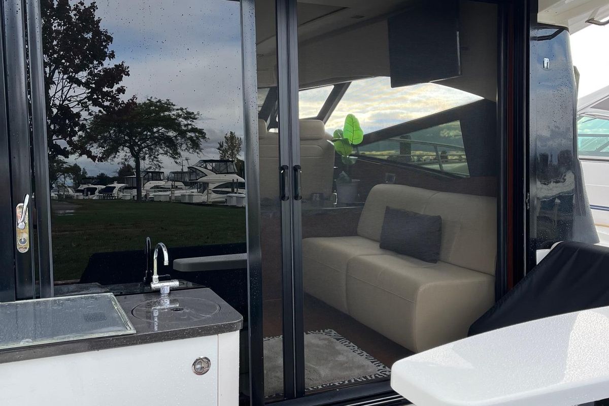 2015 Sea Ray 47 