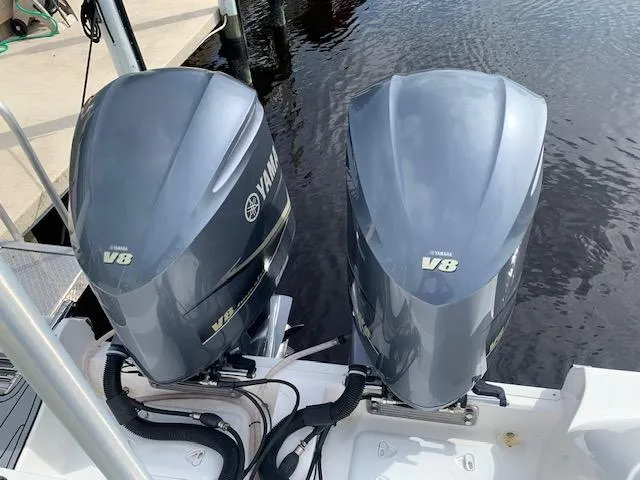  Yacht Photos Pics Twin Yamaha V8 outboard engines on a 2017 Sea Fox 328 Commander boat.