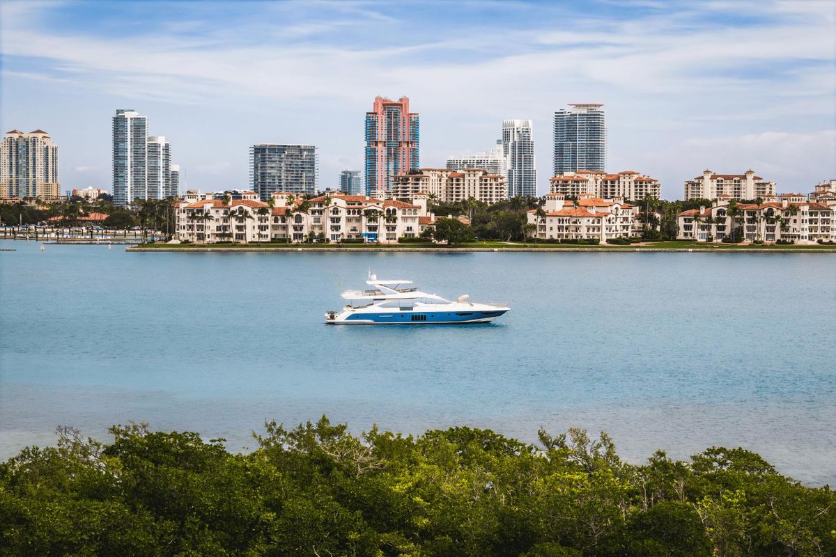 2017 Azimut 80 