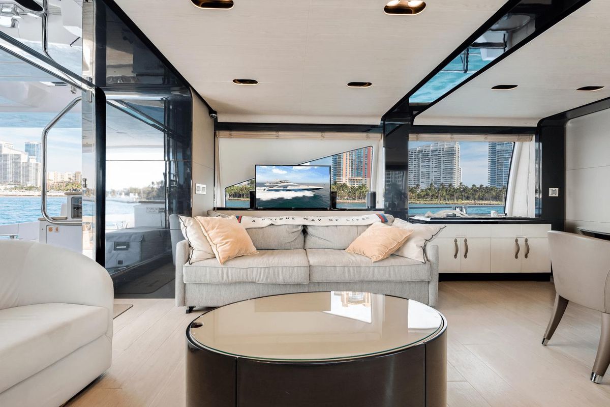 2017 Azimut 80 