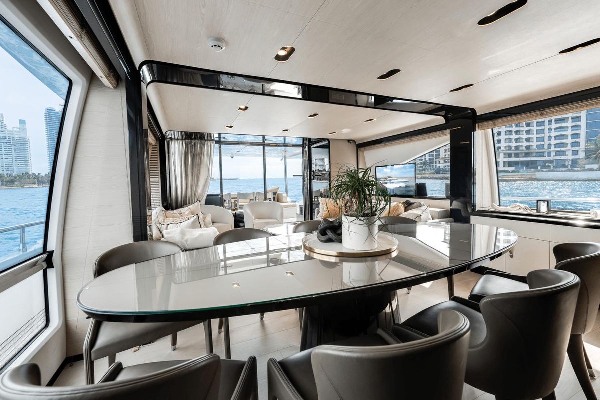 2017 Azimut 80 